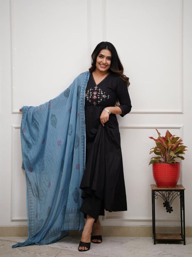VanyaLifestyle’s Olive & Black Embroidered Cotton Anarkali Set – 10 Kali Design | Festive Wear